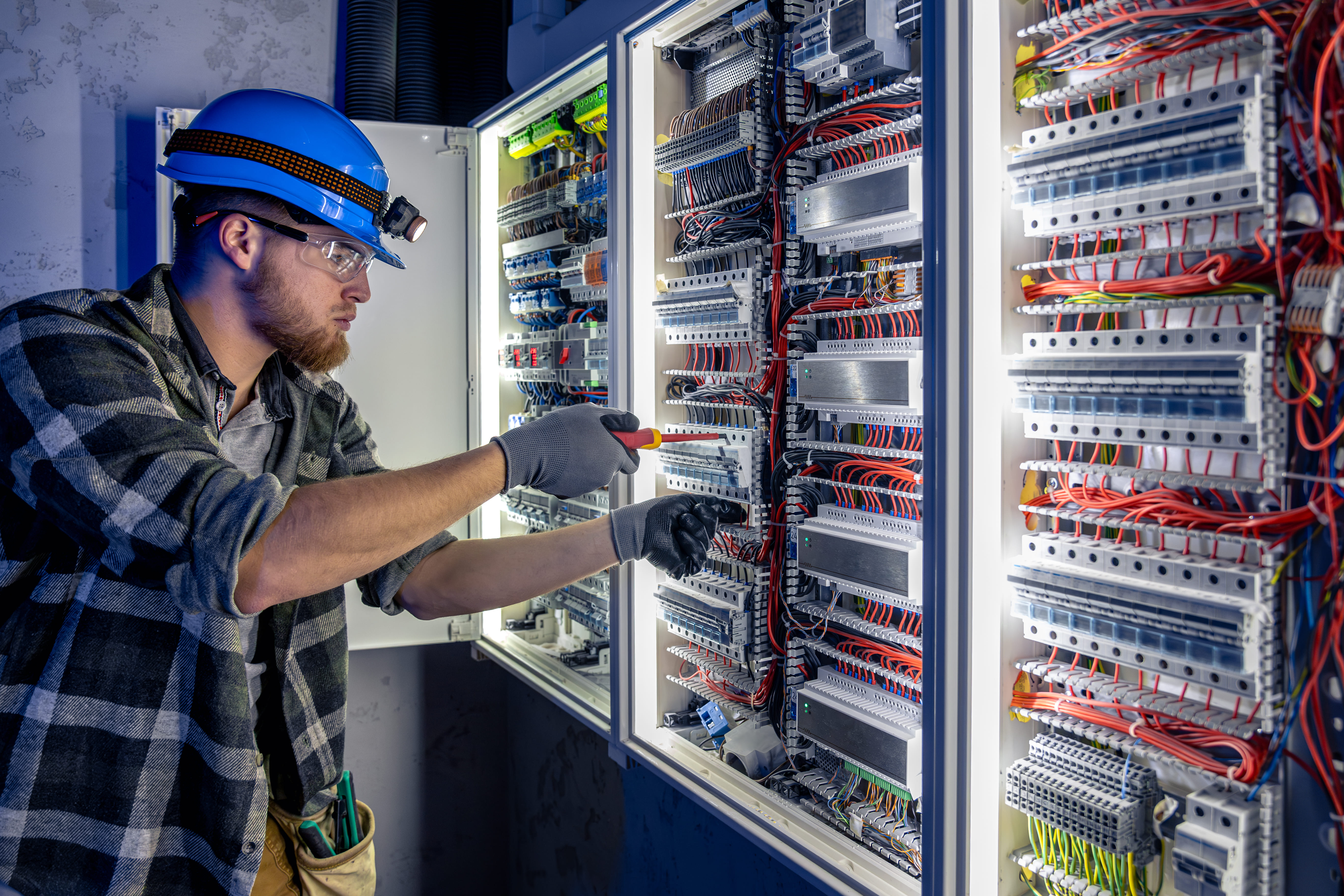 Expert electrical solutions for residential, commercial, and industrial
                            projects.